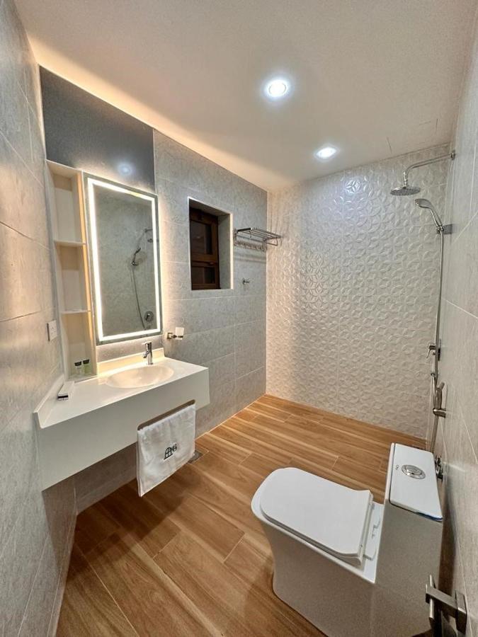 House 76 Hotel นิซวา ภายนอก รูปภาพ
